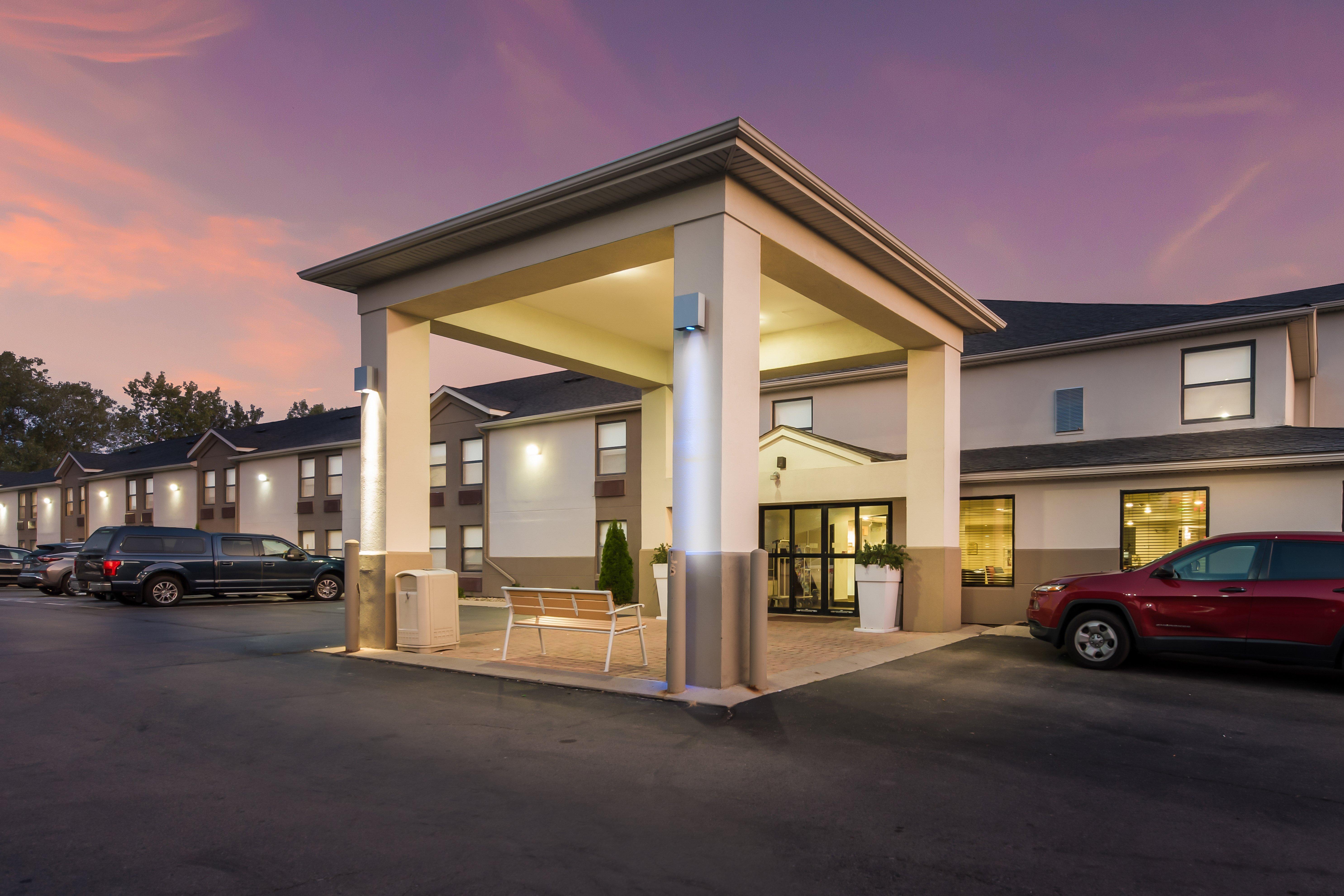 Holiday Inn Express London-I-70 By Ihg Kültér fotó