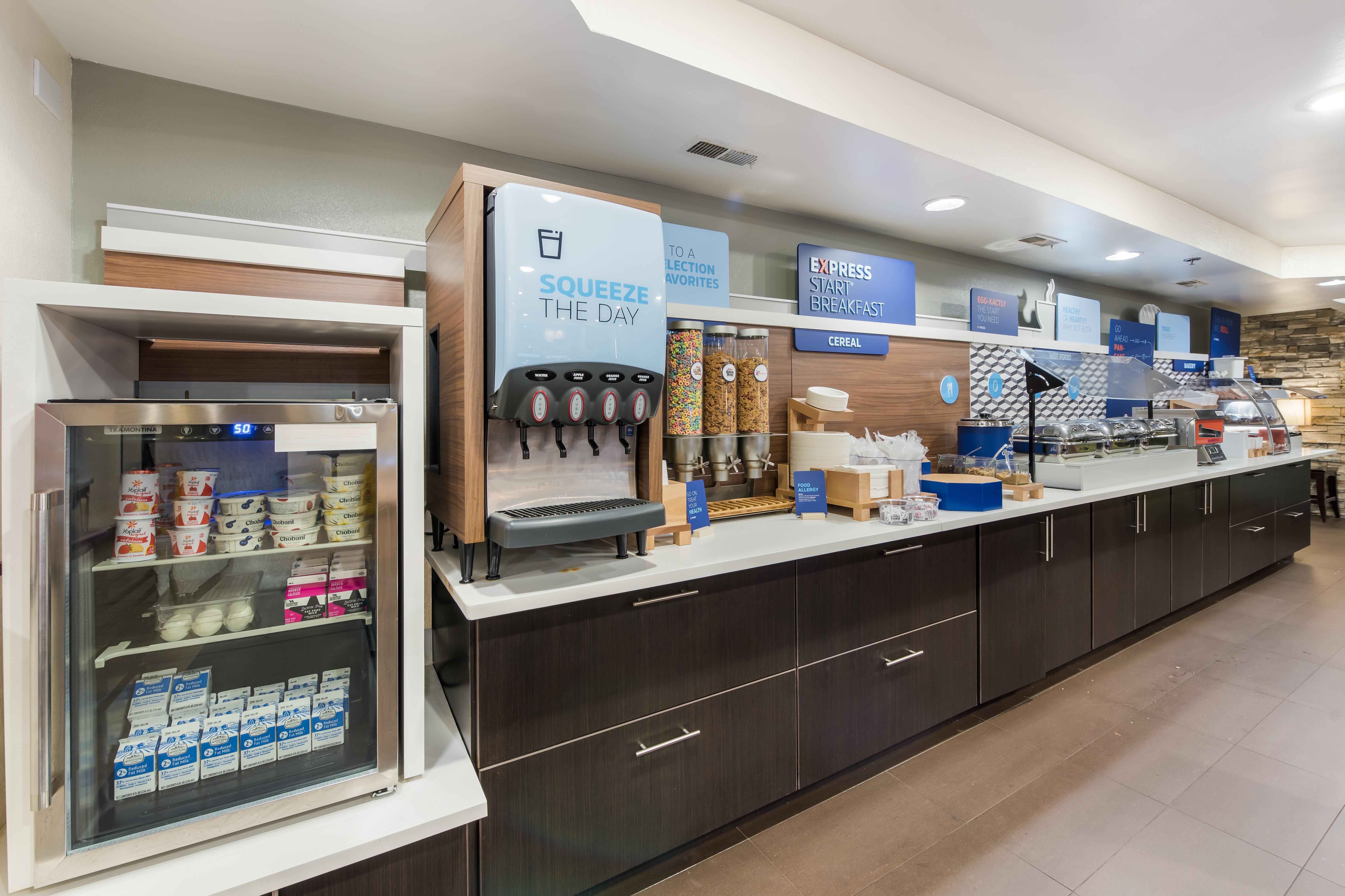 Holiday Inn Express London-I-70 By Ihg Kültér fotó