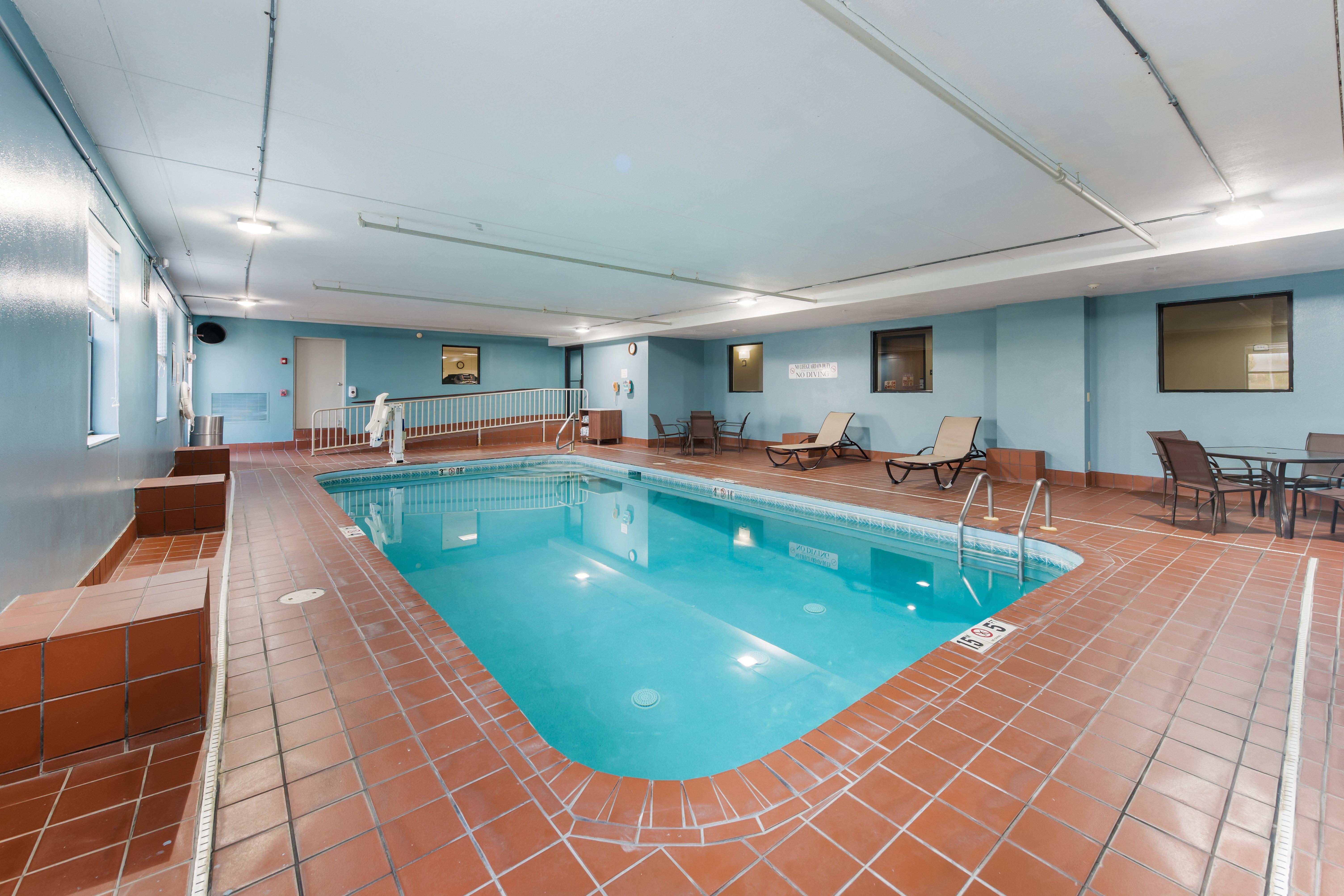 Holiday Inn Express London-I-70 By Ihg Kültér fotó