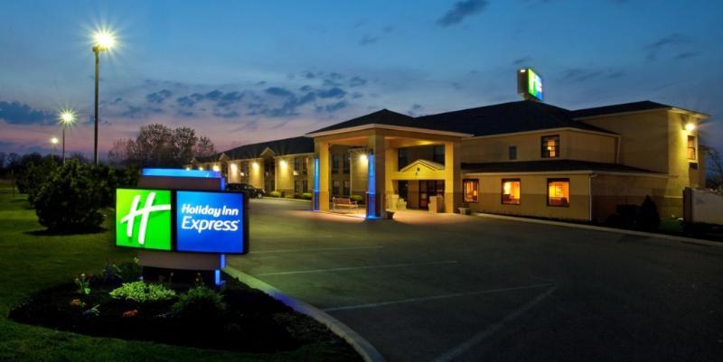 Holiday Inn Express London-I-70 By Ihg Kültér fotó